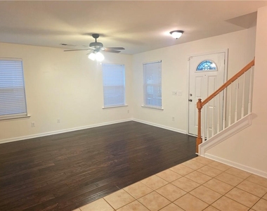 411 Chatooga Lane - Photo Thumbnail 1
