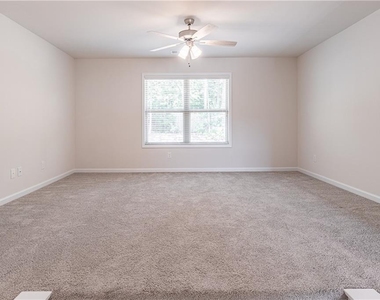 4293 Shandi Cove - Photo Thumbnail 10