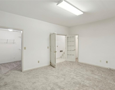 2562 Oakwood Trace - Photo Thumbnail 34