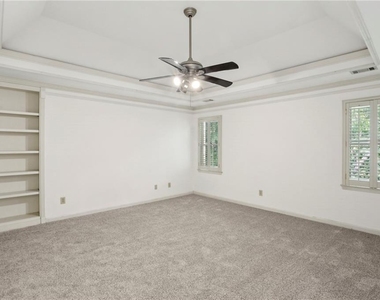 2562 Oakwood Trace - Photo Thumbnail 28