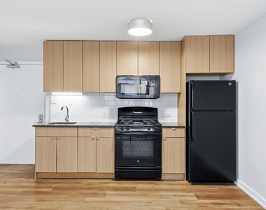 5411 N Winthrop Avenue - Photo Thumbnail 4