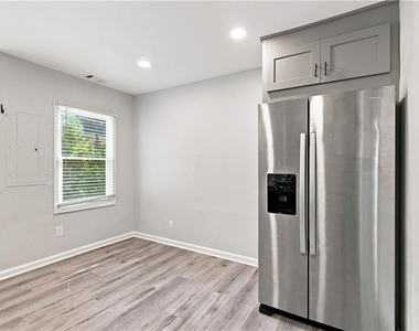 473 Morningside Drive Ne - Photo Thumbnail 17