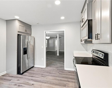 473 Morningside Drive Ne - Photo Thumbnail 15