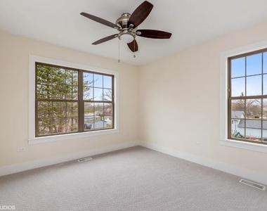 601 Broadway Street - Photo Thumbnail 13