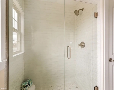 601 Broadway Street - Photo Thumbnail 14