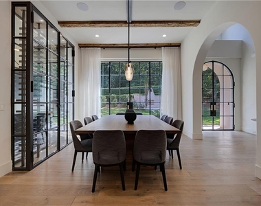 3570 Knollwood Drive Nw - Photo Thumbnail 4