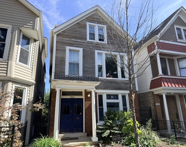3243 N Hoyne Avenue - Photo Thumbnail 9