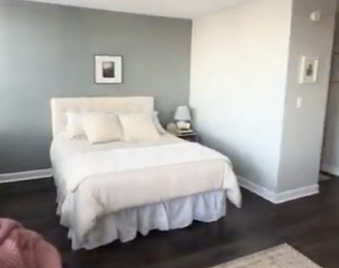 444 W Fullerton Parkway - Photo Thumbnail 10