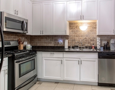 1344 Mcdowell Avenue - Photo Thumbnail 4