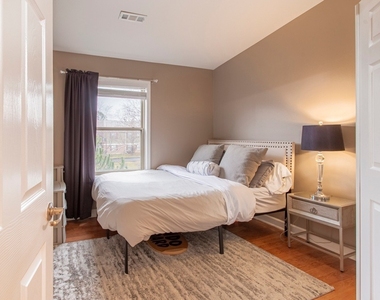 1344 Mcdowell Avenue - Photo Thumbnail 13