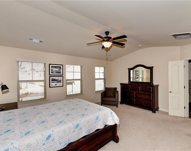 2349 White Oak Bend Se - Photo Thumbnail 13