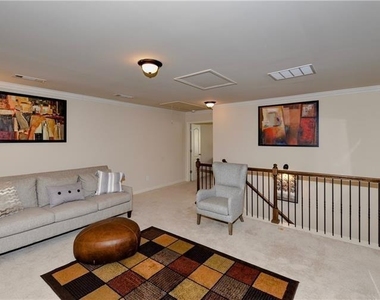 2349 White Oak Bend Se - Photo Thumbnail 14
