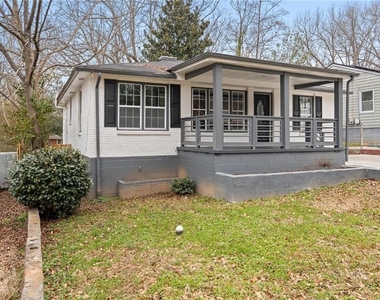 170 Stanhope Circle Nw - Photo Thumbnail 1