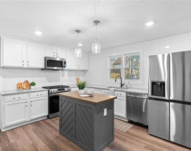 170 Stanhope Circle Nw - Photo Thumbnail 15
