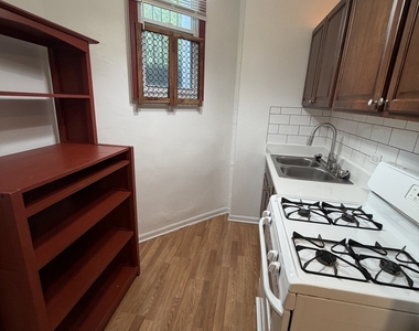 6225 N Francisco Avenue - Photo Thumbnail 12