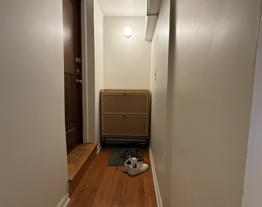 6225 N Francisco Avenue - Photo Thumbnail 13