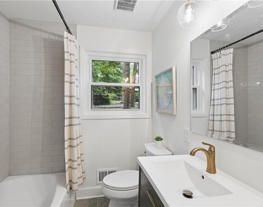 1303 Faraday Place - Photo Thumbnail 27