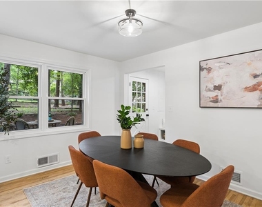 1303 Faraday Place - Photo Thumbnail 9