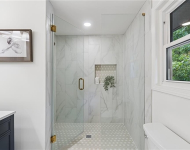 1303 Faraday Place - Photo Thumbnail 16