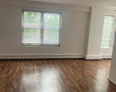 2600 W Berwyn Avenue - Photo Thumbnail 3
