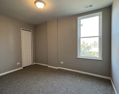 3252 S Princeton Avenue - Photo Thumbnail 13