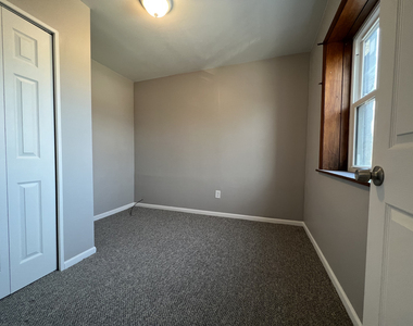 3252 S Princeton Avenue - Photo Thumbnail 15
