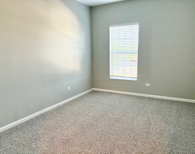 11808 W Coral Street - Photo Thumbnail 11