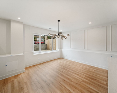 1355 W 16th Street - Photo Thumbnail 6