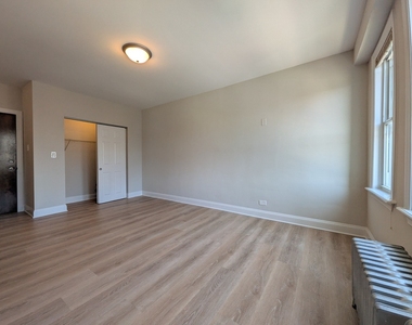 2600 N Kimball Avenue - Photo Thumbnail 2