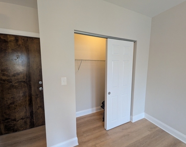 2600 N Kimball Avenue - Photo Thumbnail 8