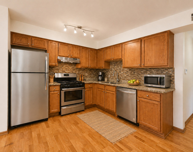 2453 S Archer Avenue - Photo Thumbnail 4