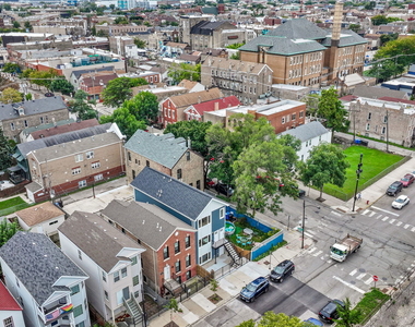 1355 W 16th Street - Photo Thumbnail 20