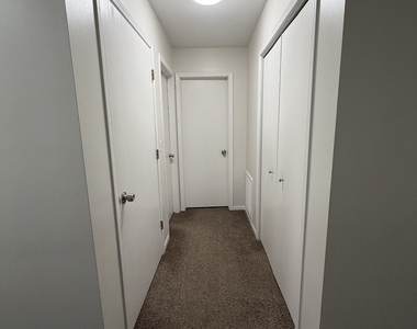 716 Elm Street - Photo Thumbnail 10