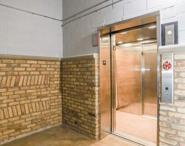 4046 N Hermitage Avenue - Photo Thumbnail 15