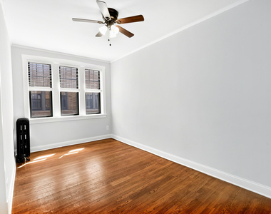 7626 N Eastlake Terrace - Photo Thumbnail 11