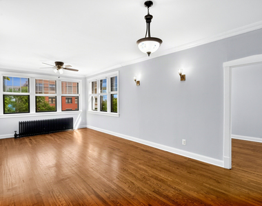 7626 N Eastlake Terrace - Photo Thumbnail 4
