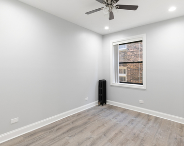 7620 N Eastlake Terrace - Photo Thumbnail 6