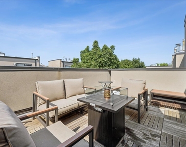 1713 W Diversey Parkway - Photo Thumbnail 25