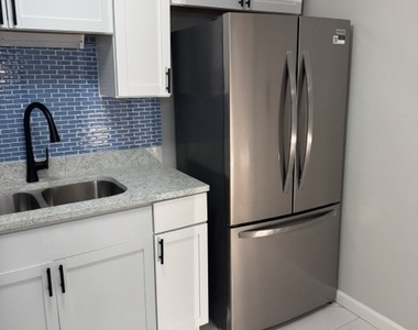 8500 Skokie Boulevard - Photo Thumbnail 8