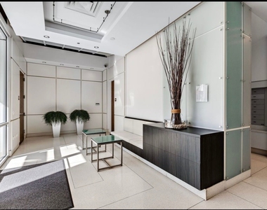 1819 S Michigan Avenue - Photo Thumbnail 1