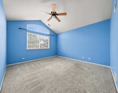 156 Durango Drive - Photo Thumbnail 4