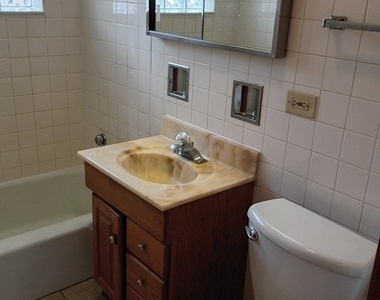 8902 N Wisner Street - Photo Thumbnail 7