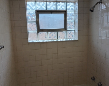 8902 N Wisner Street - Photo Thumbnail 9