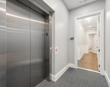 4802 N Bell Avenue - Photo Thumbnail 2