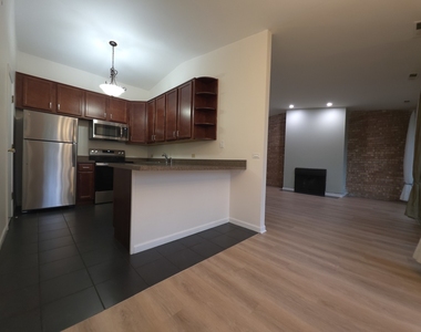 6008 Forest View Road - Photo Thumbnail 3