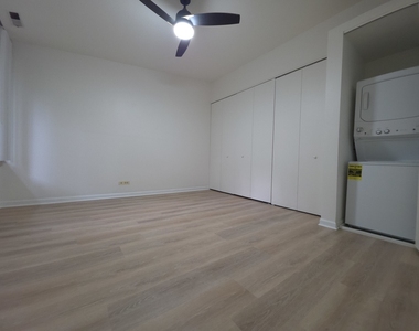 6008 Forest View Road - Photo Thumbnail 7