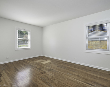 1434 E Norman Drive - Photo Thumbnail 16