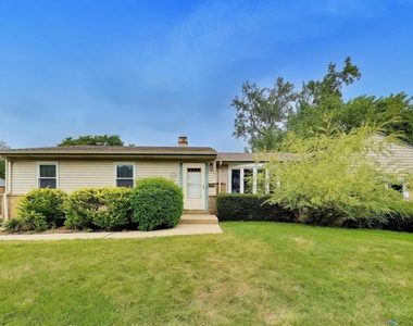 1434 E Norman Drive - Photo Thumbnail 1
