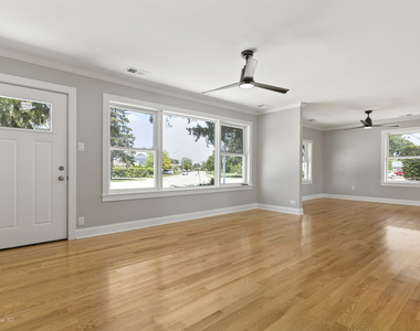 8331 W Gunnison Street - Photo Thumbnail 1