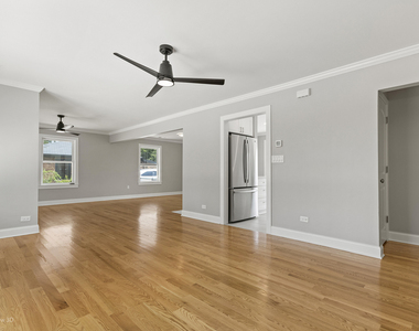 8331 W Gunnison Street - Photo Thumbnail 2